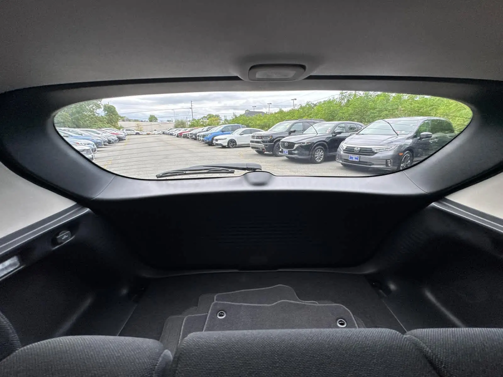 2026 Honda HR-V LX photo 34