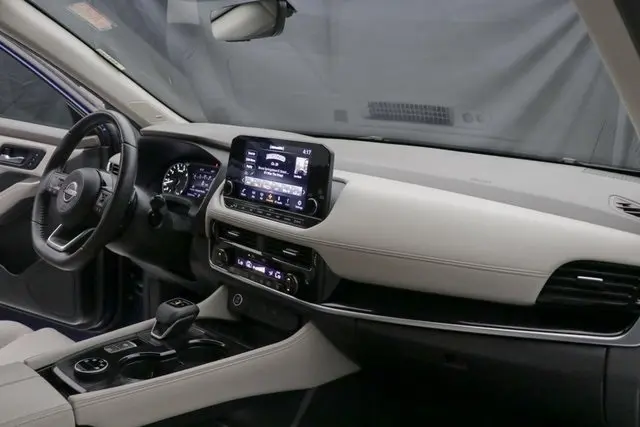 2023 Nissan Rogue SL photo 15