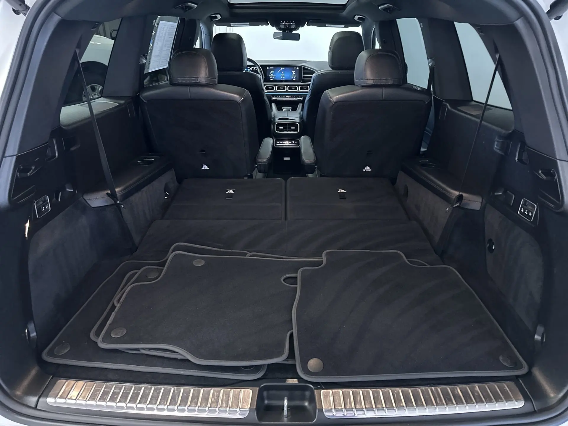2023 Mercedes Benz GLS 450 4MATIC photo 25