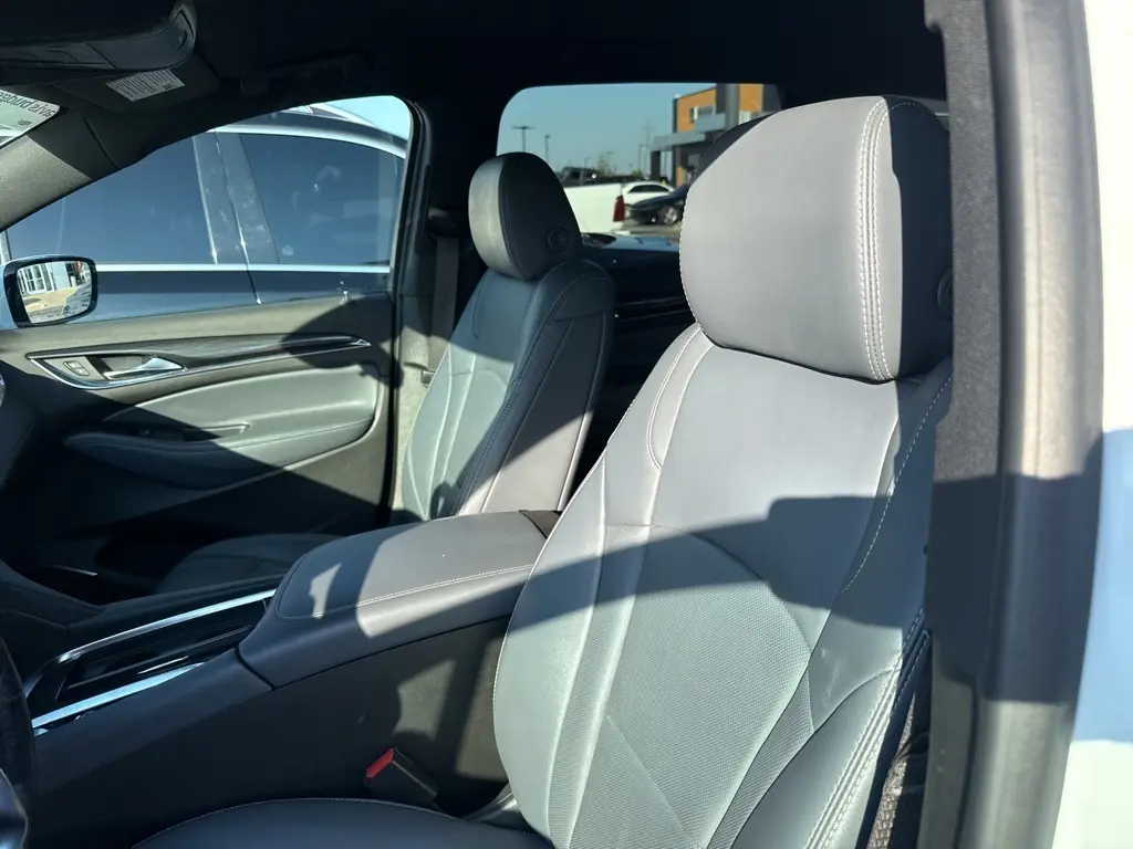 2024 Buick Enclave Premium photo 6