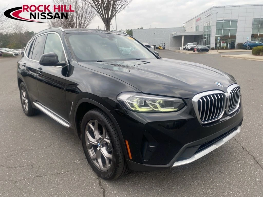 2022 BMW X3 30i's photo