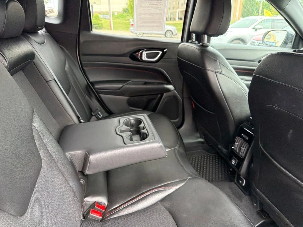 2025 Jeep Compass Trailhawk - Photo 13