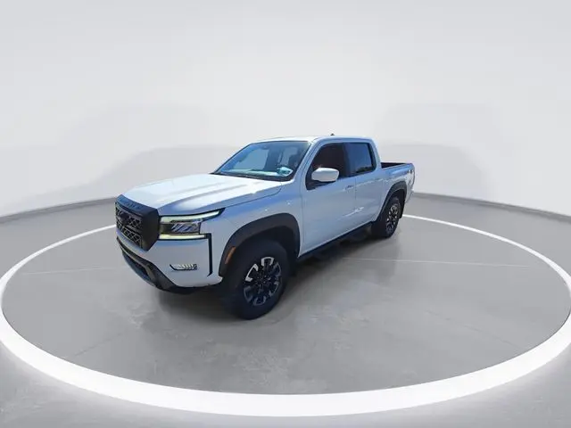 2024 Nissan Frontier PRO-4X photo 4