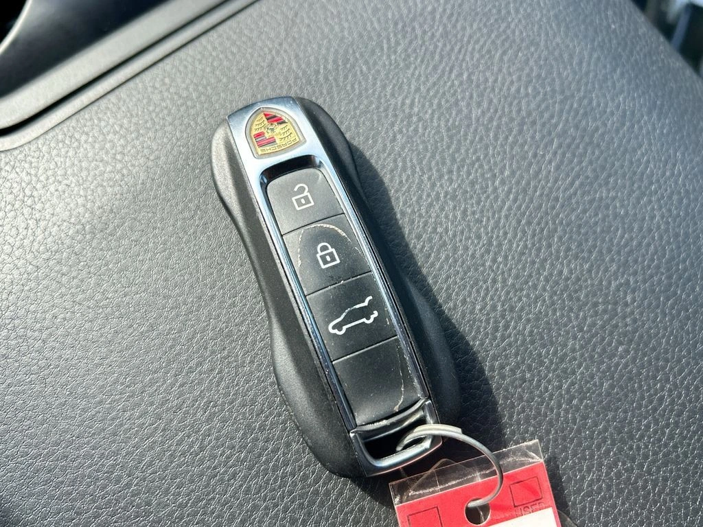 2026 Porsche Panamera Base - Photo 35