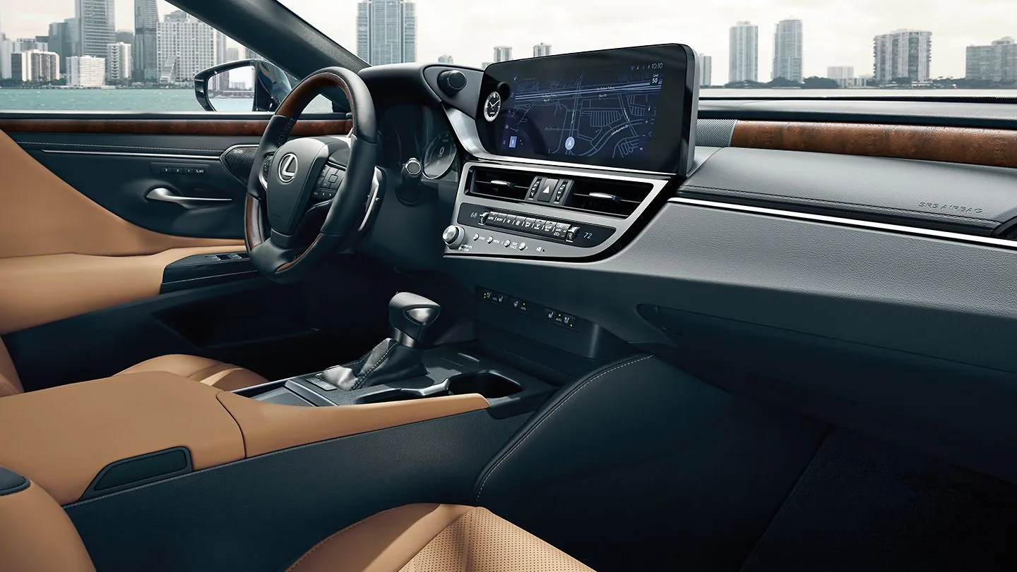 2024 Lexus ES 300h Center Console