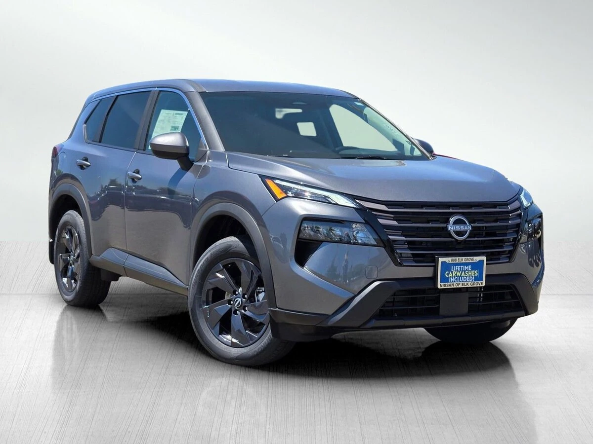 2026 Nissan Rogue SV AWD's photo