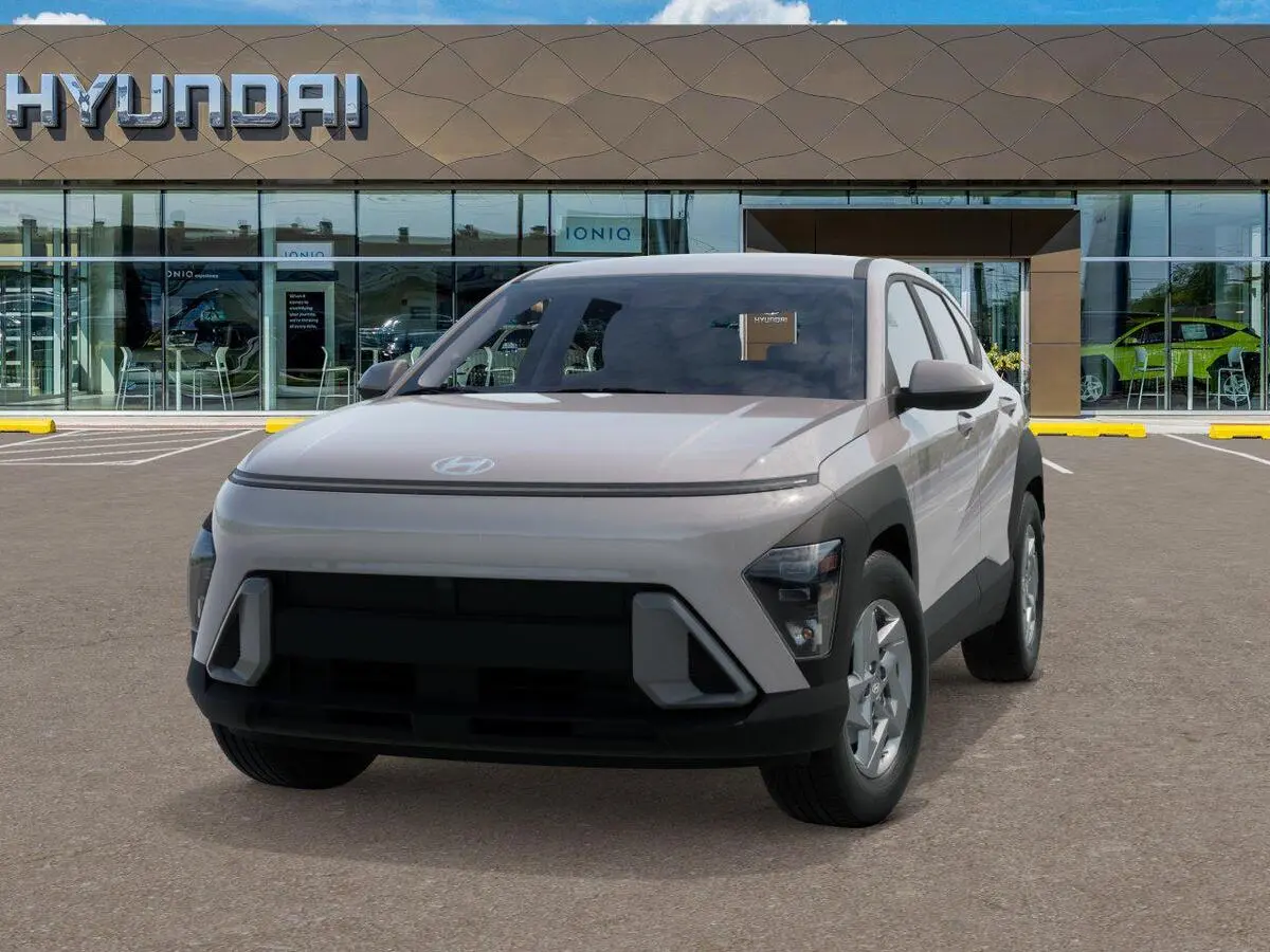 2026 Hyundai Kona SE photo 4