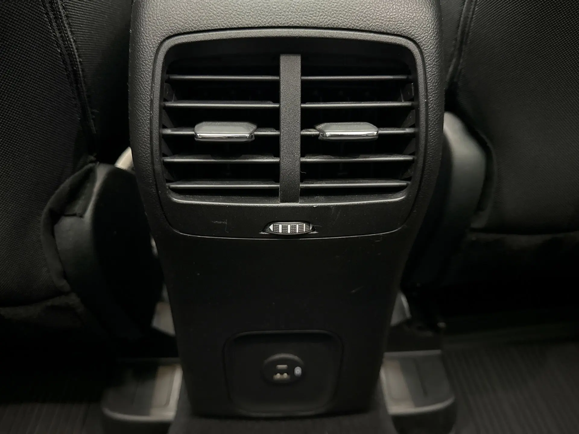 2022 Ford Escape SE photo 19