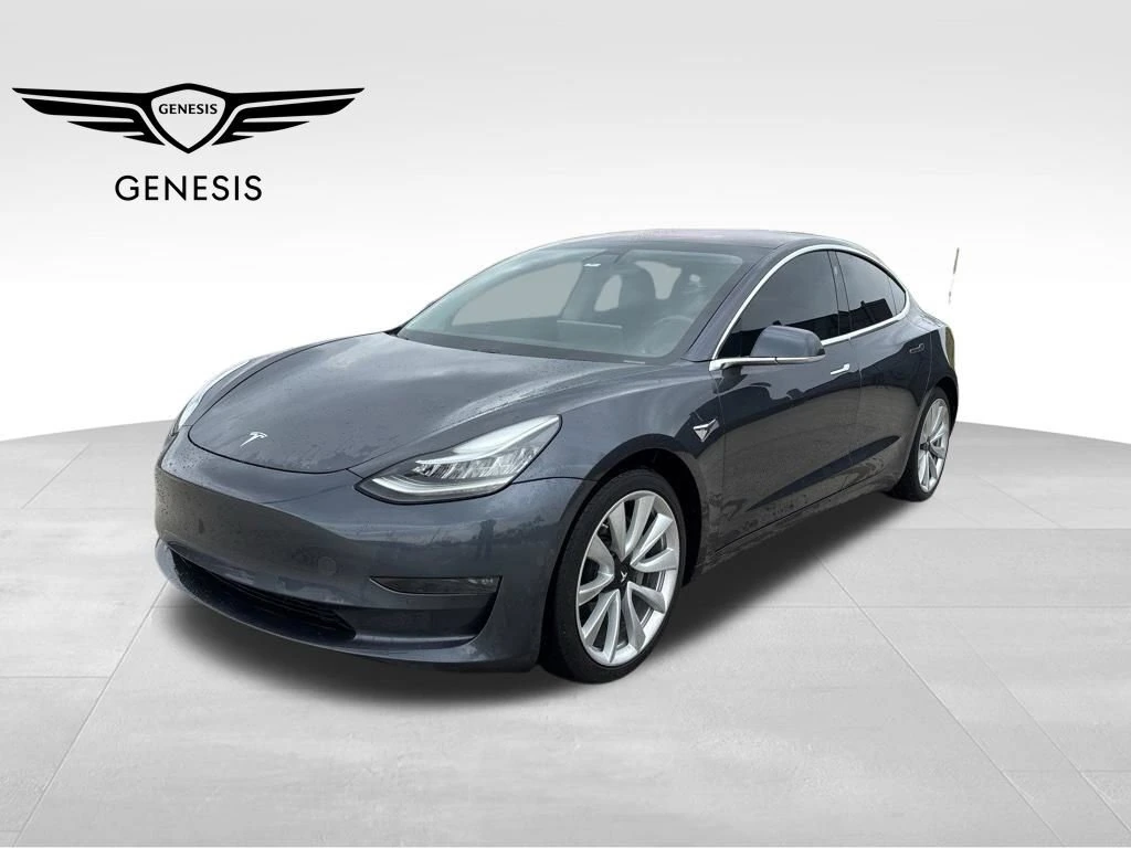 2018 Tesla Model 3 Long Range's photo