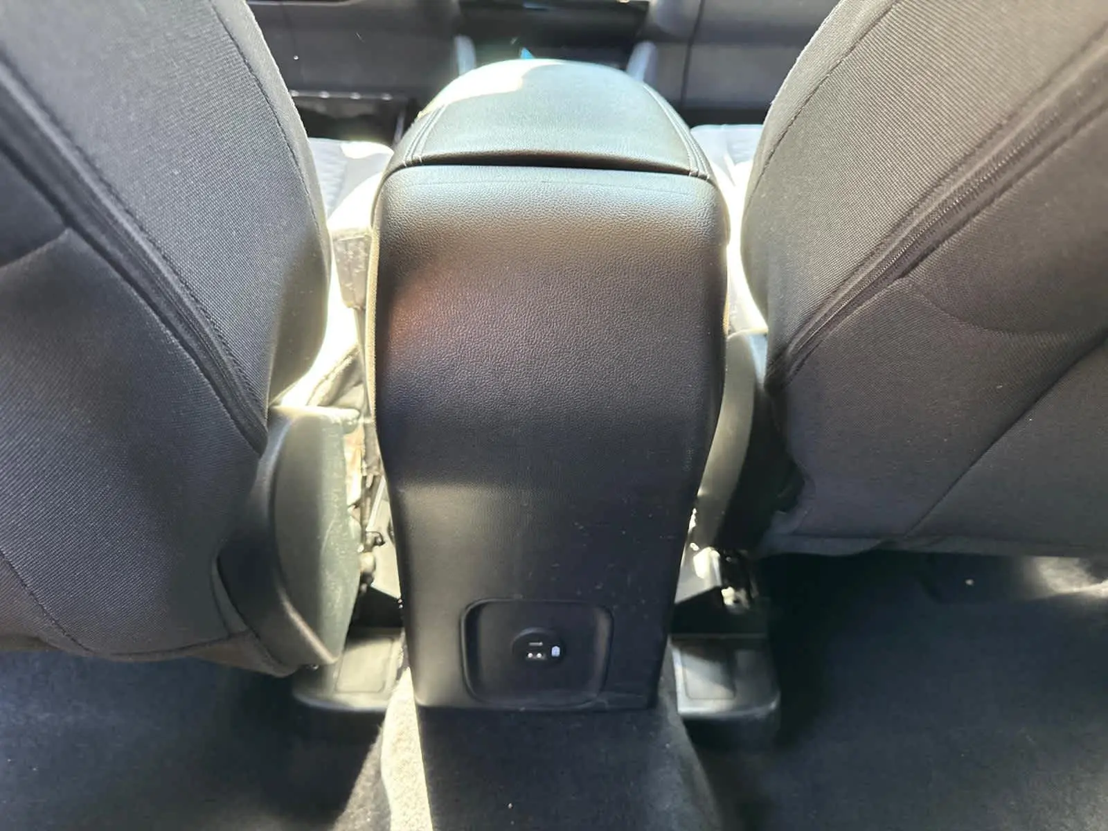 2022 Ford Escape SE photo 30