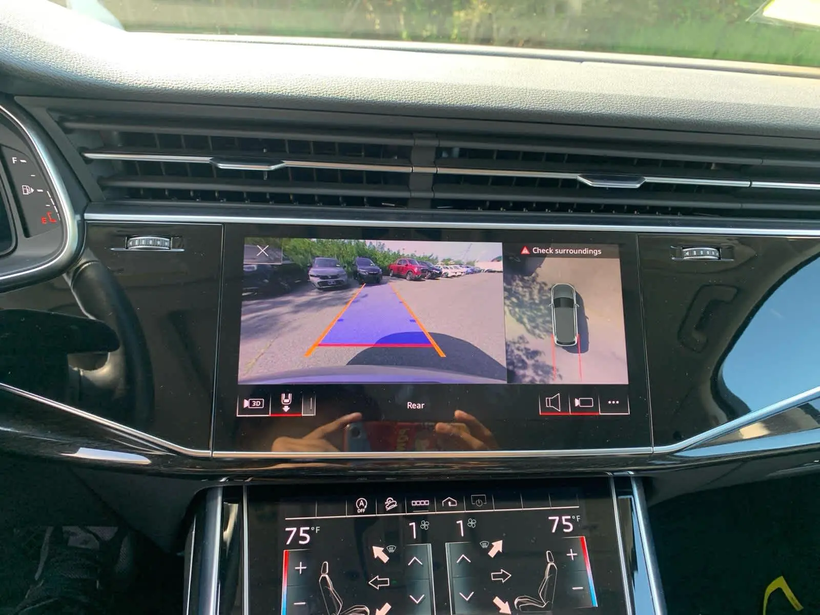 2022 Audi Q7 Premium Plus photo 26