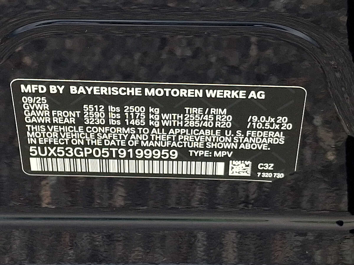 2026 BMW X3 30 - Photo 25