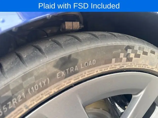 2021 Tesla Model S Plaid photo 18
