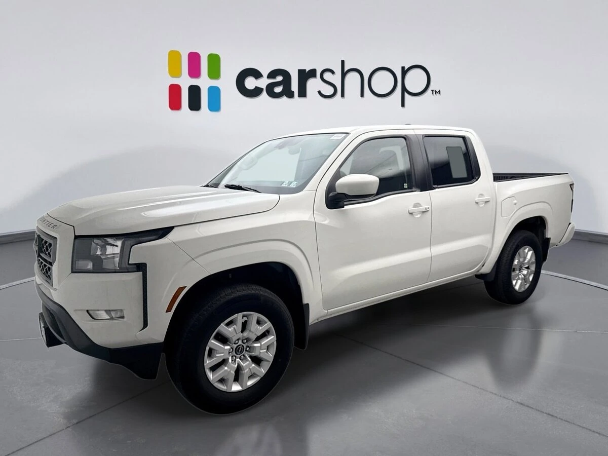 2023 Nissan Frontier SV Crew Cab 4X4 SWB's photo