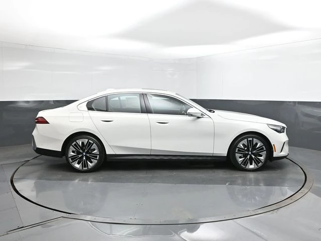 2026 BMW 5 Series 530i - Photo 26