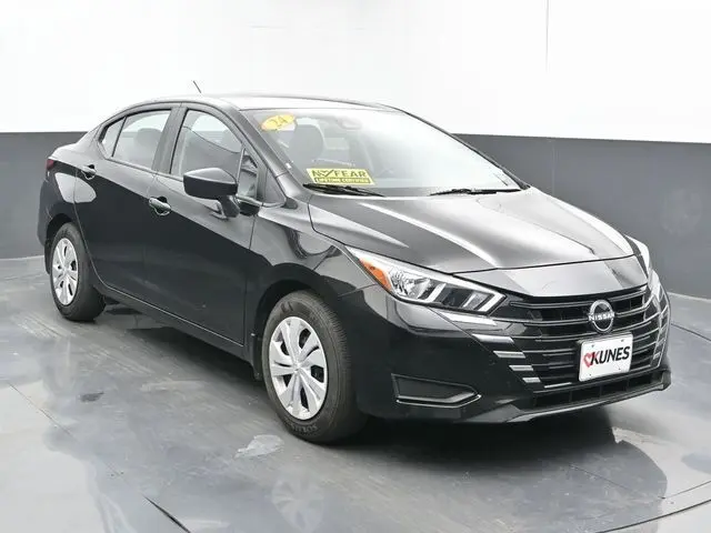 Used 2024 Nissan Versa Sedan S with VIN 3N1CN8DV2RL906544 for sale in Delavan, WI