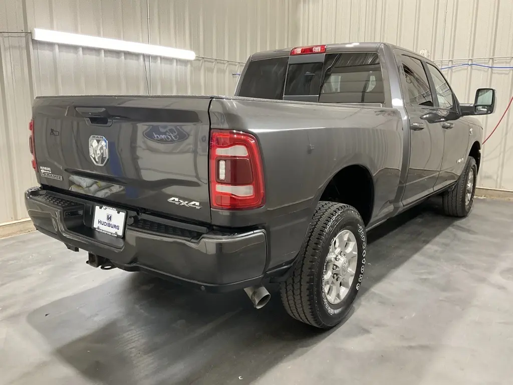 2024 Ram 2500 Laramie photo 18