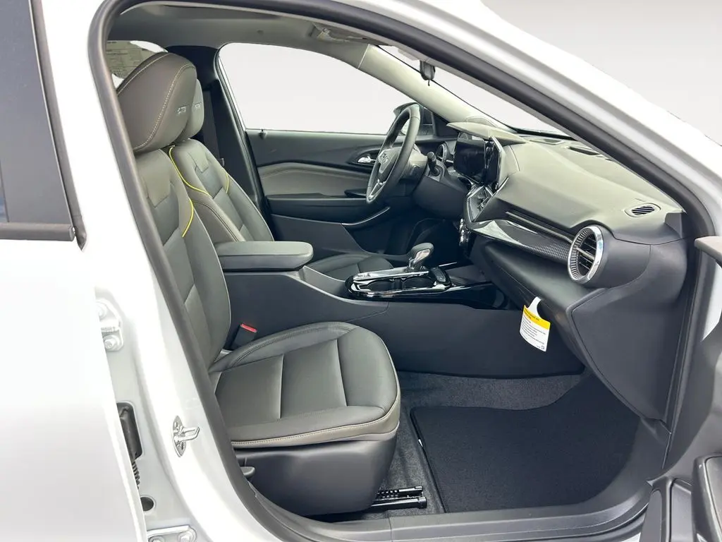 2026 Chevrolet Trax ACTIV photo 10