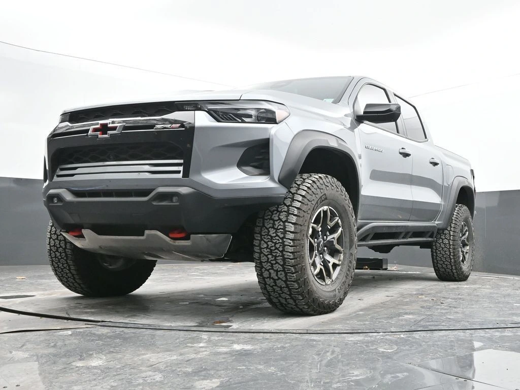 2024 Chevrolet Colorado ZR2 - Photo 44
