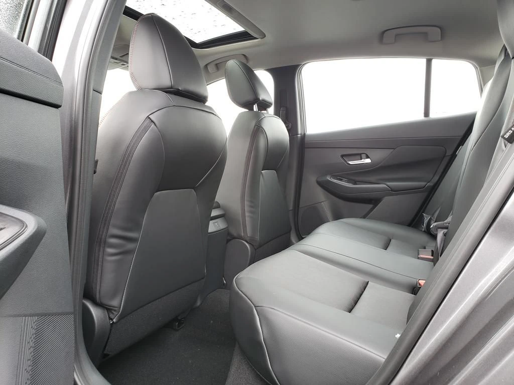 2026 Nissan Sentra SR - Photo 15