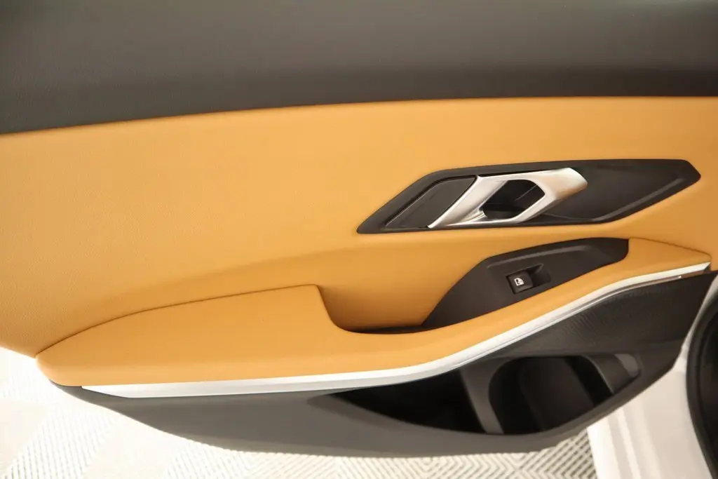 2025 Bmw 330i photo 16