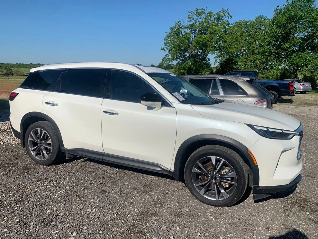 2023 INFINITI QX60 LUXE's photo