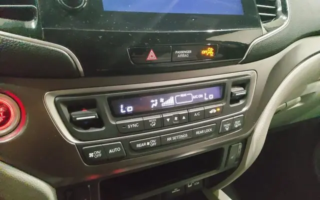 2022 Honda Pilot Special Edition photo 19