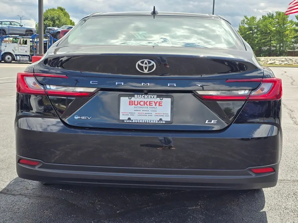 2025 Toyota Camry LE photo 13
