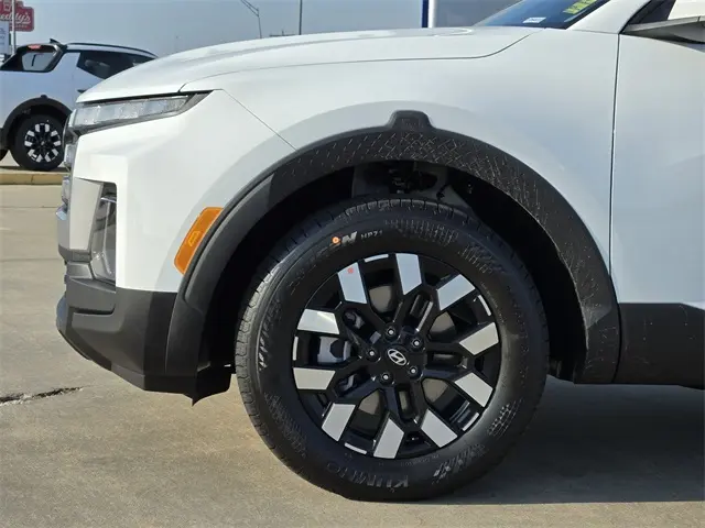 2026 Hyundai Santa Cruz SE photo 9