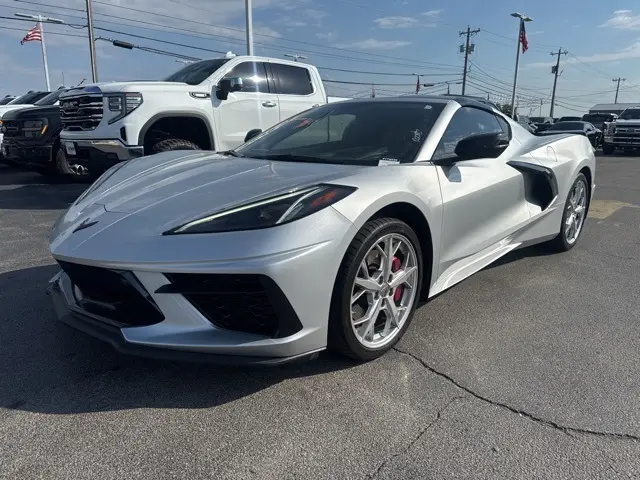 2020 Chevrolet Corvette Stingray 2LT photo 3