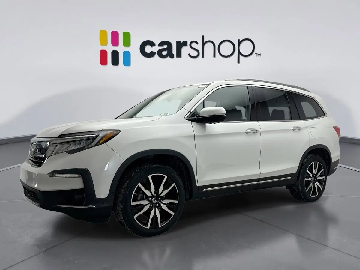 2020 Honda Pilot Elite's photo
