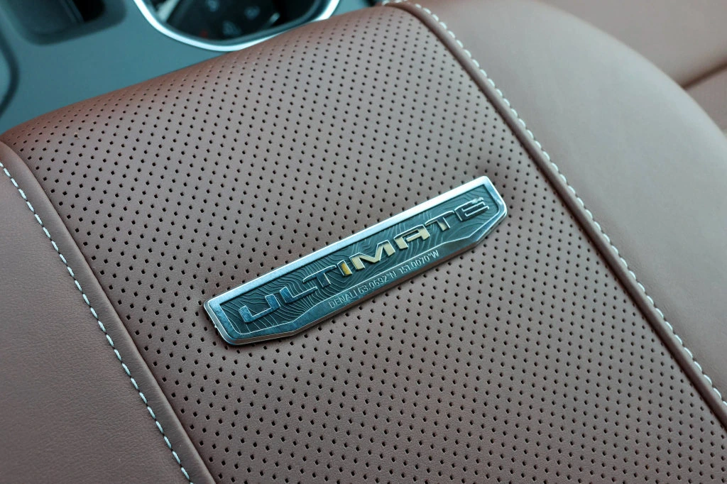 2026 GMC Sierra 3500HD Denali Ultimate - Photo 25