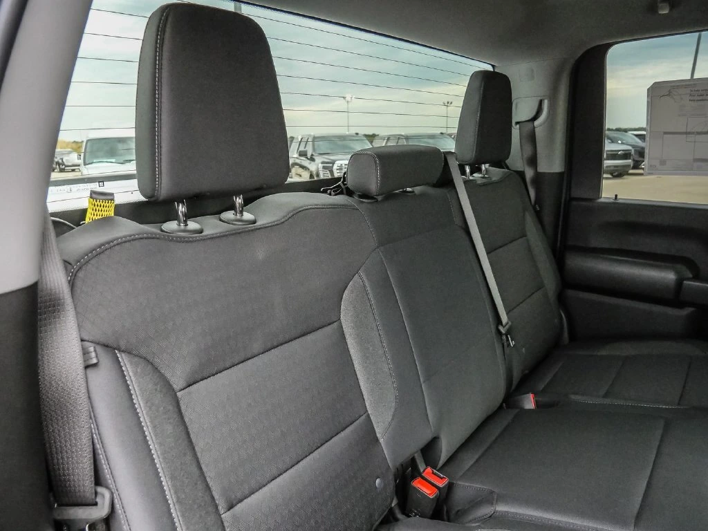 2026 Chevrolet Silverado 2500 HD Custom - Photo 21