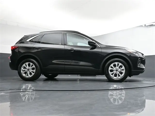 2023 Ford Escape Active photo 30