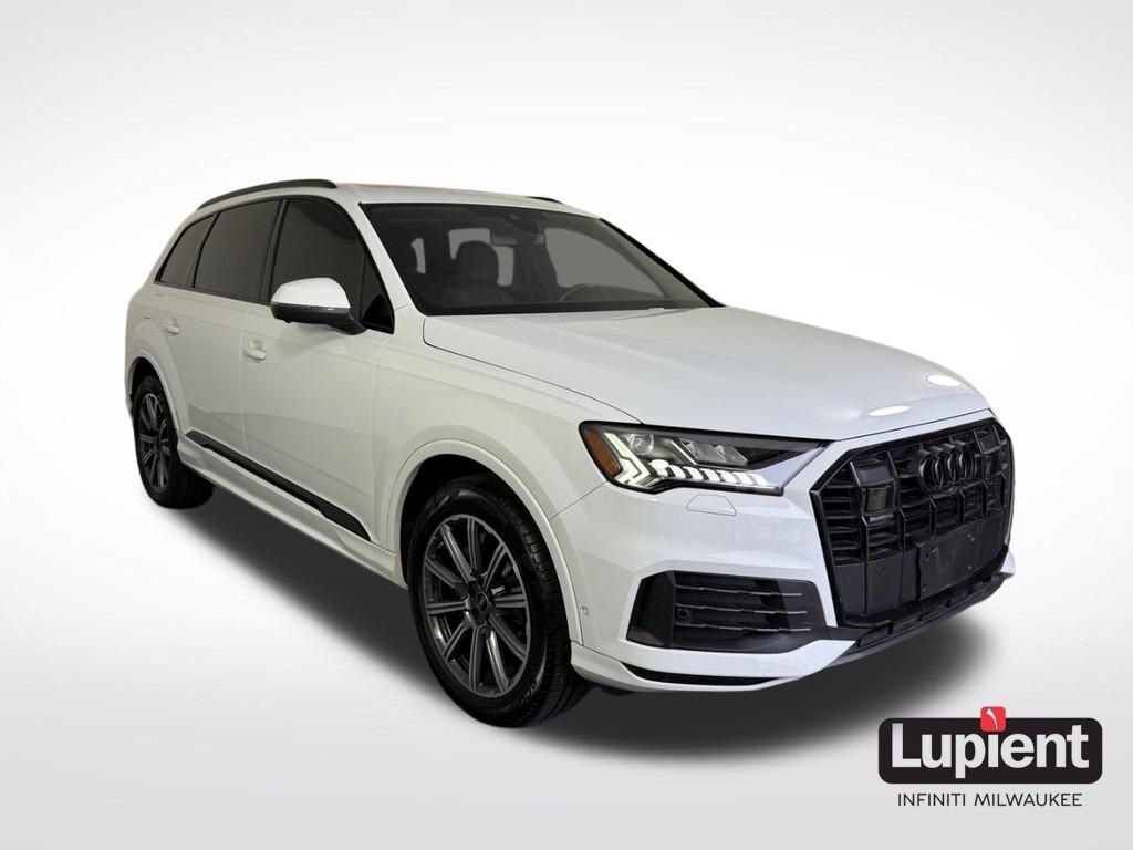 2023 Audi Q7 45 Premium Plus