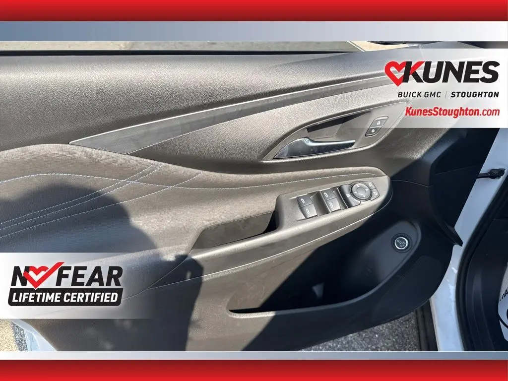 2024 Buick Envista ST photo 11