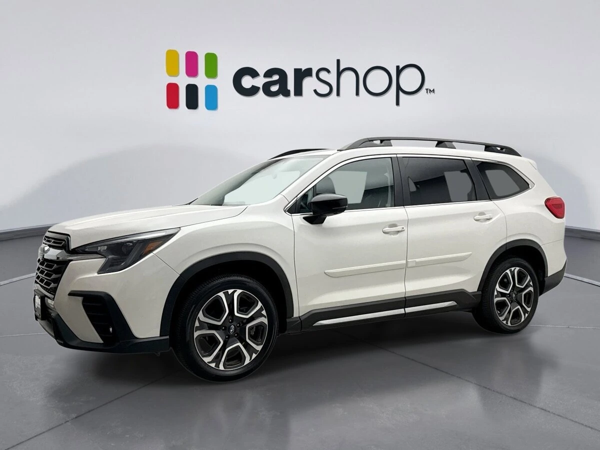 2024 Subaru Ascent Limited 7 Passenger's photo
