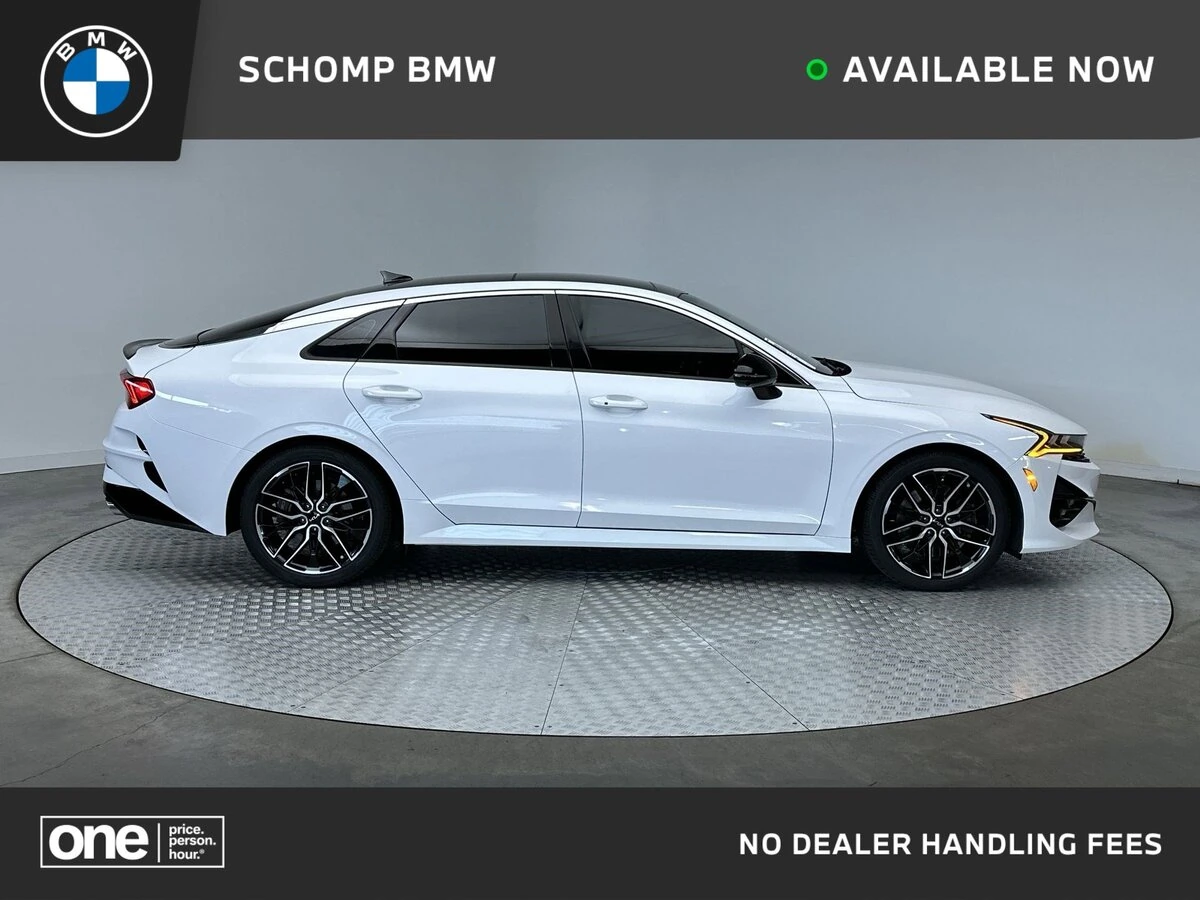 2022 Kia Optima GT FWD's photo
