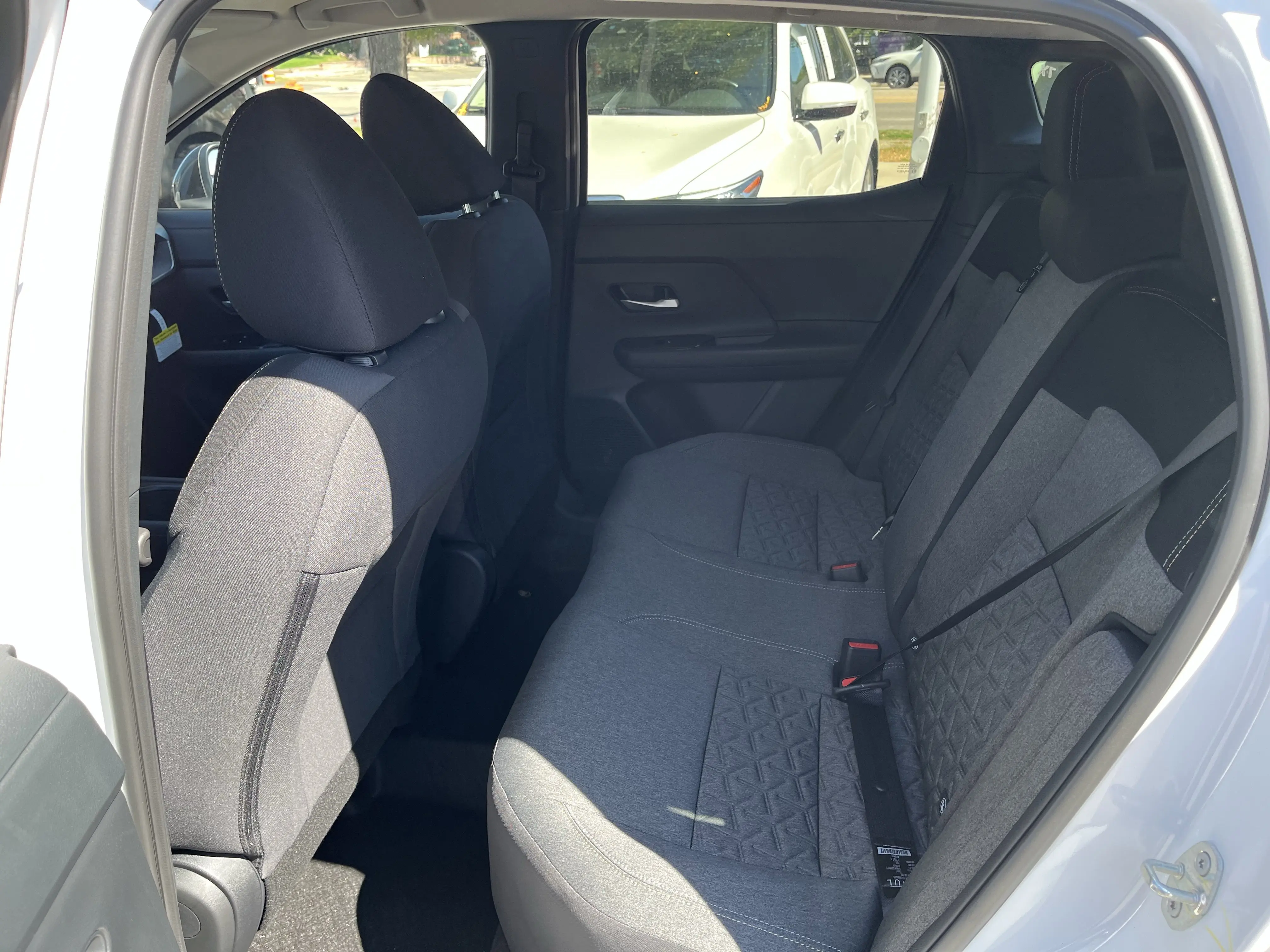 2026 Nissan Kicks SV photo 18