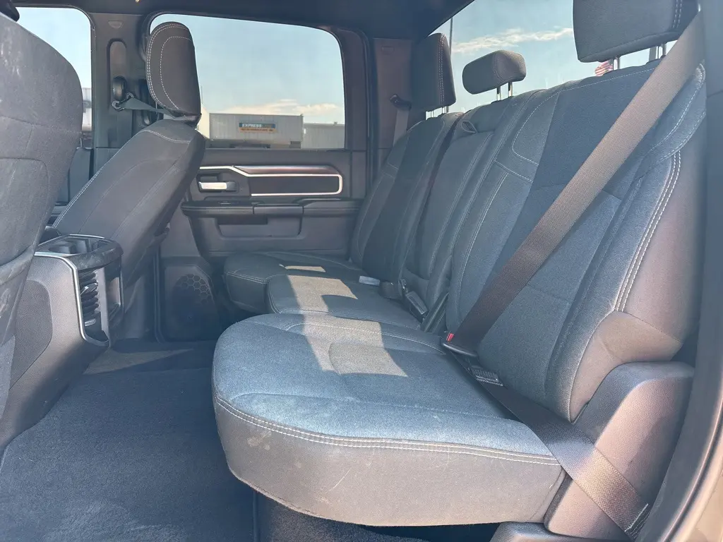 2024 Ram 2500 Big Horn photo 23