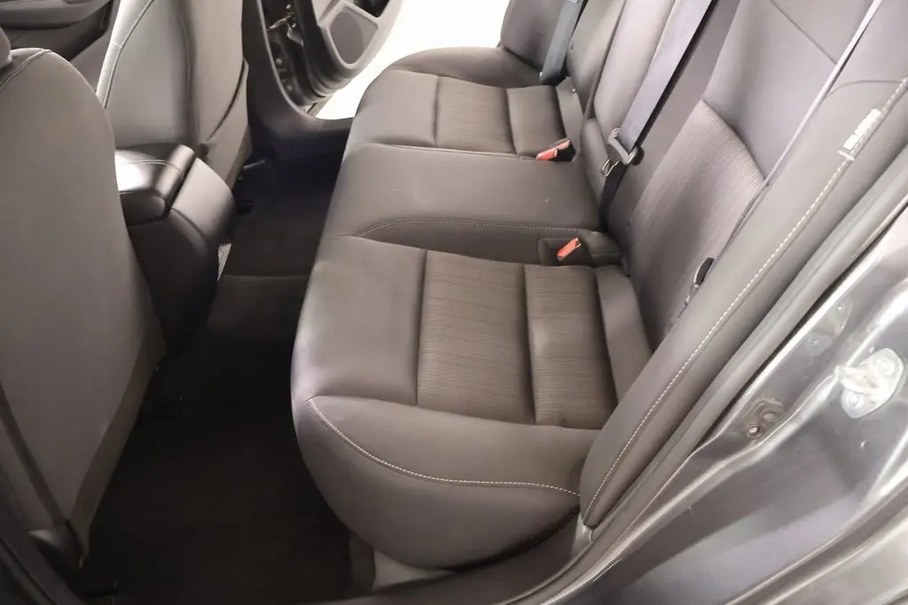 2024 Nissan Altima 2.5 SV photo 2