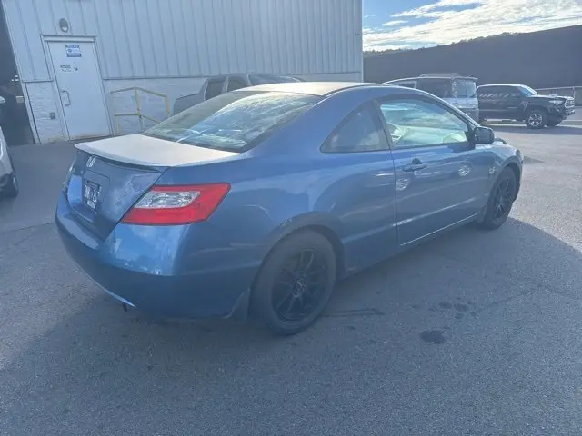 2010 Honda Civic LX photo 4