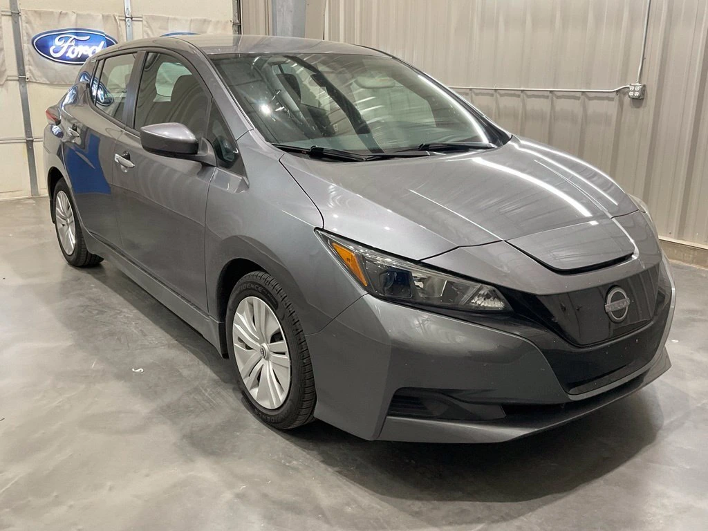 Used 2025 Nissan Leaf S with VIN 1N4AZ1BV1SC562165 for sale in Wellston, OK