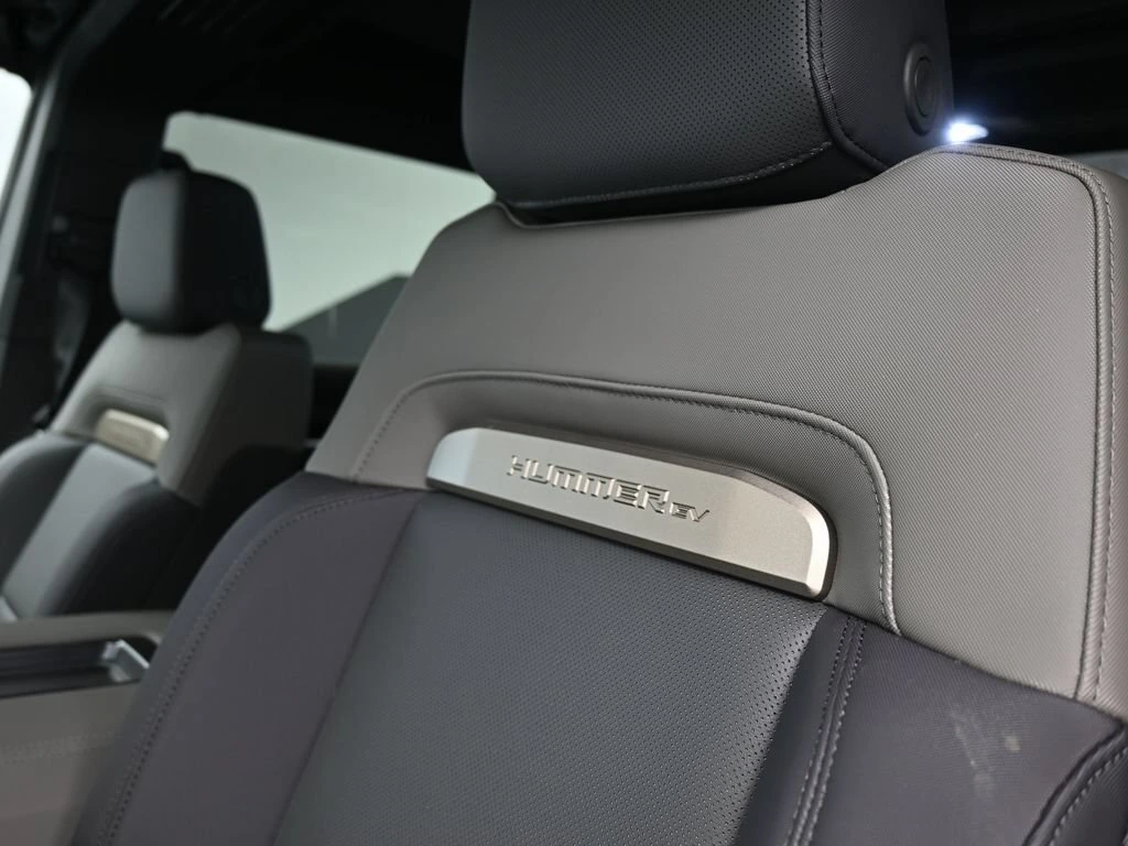 2025 GMC HUMMER EV 2X - Photo 15