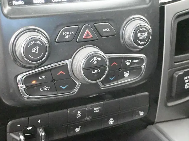 2015 Ram 1500 Sport photo 20