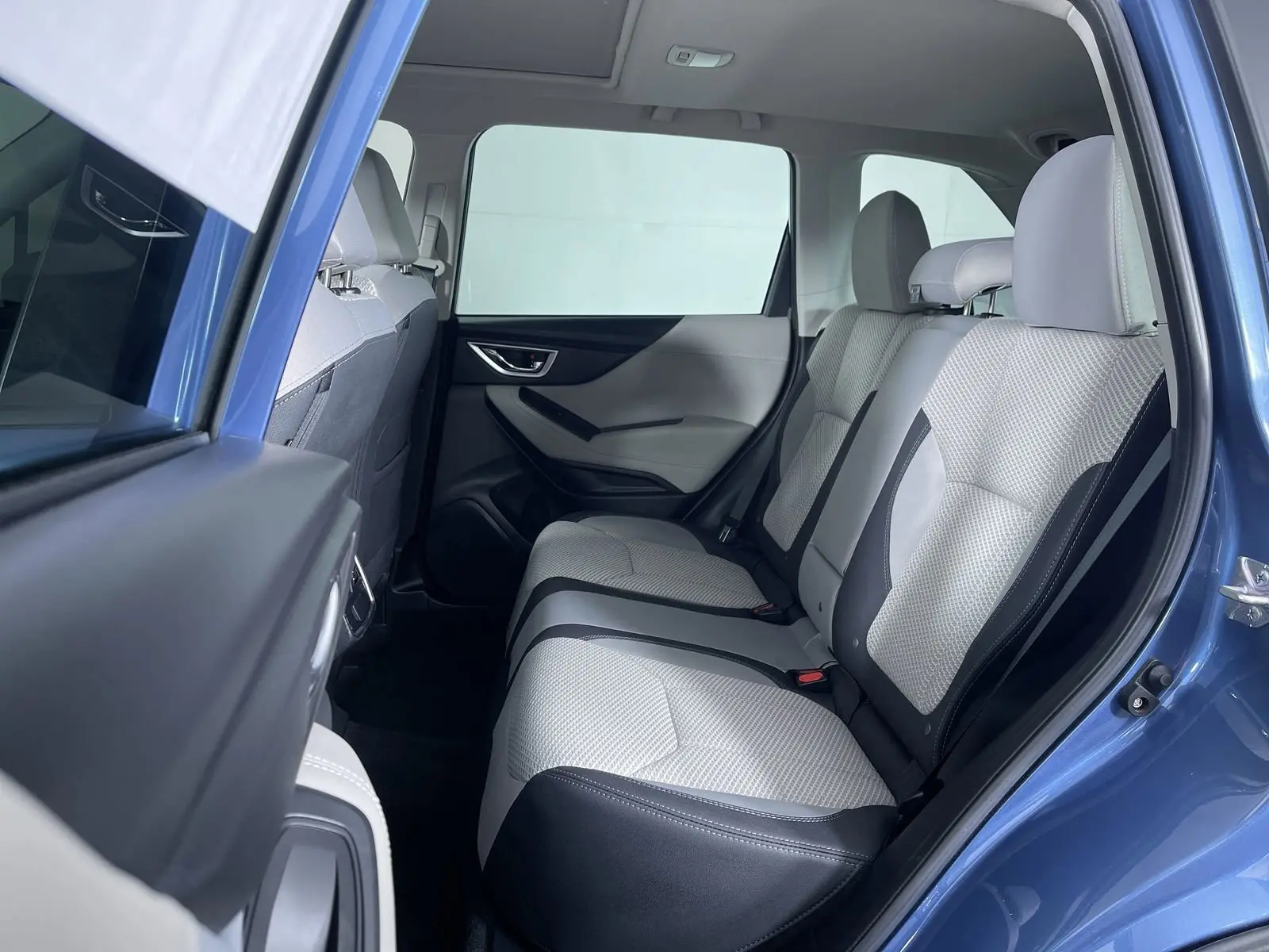 2023 Subaru Forester Premium Base photo 19