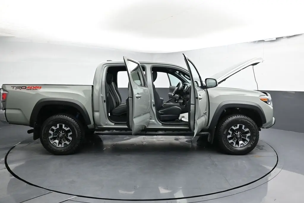 2022 Toyota Tacoma TRD Off-Road V6 photo 42