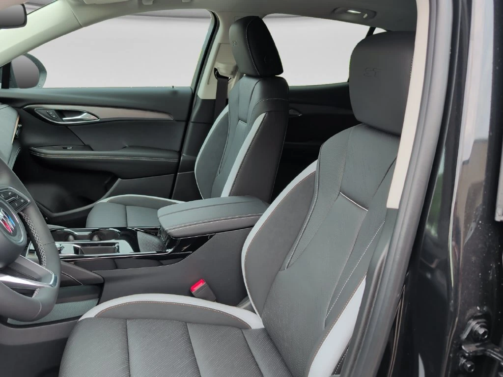 2026 Buick Envision Sport Touring - Photo 22