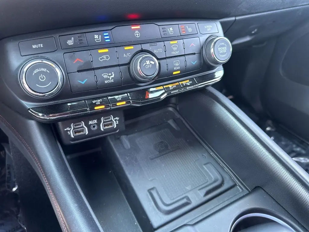 2022 Dodge Durango R/T photo 37
