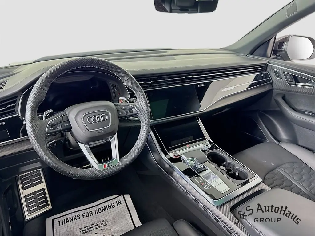 2023 Audi RS Q8 photo 25